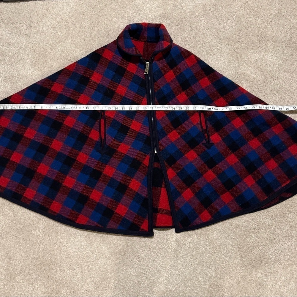 Vintage Mid Century Reversible Wool Plaid Ideal Cape - Picture 16 of 16